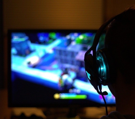 Streamers y desarrolladores de juegos: del menosprecio al reconocimiento profesional